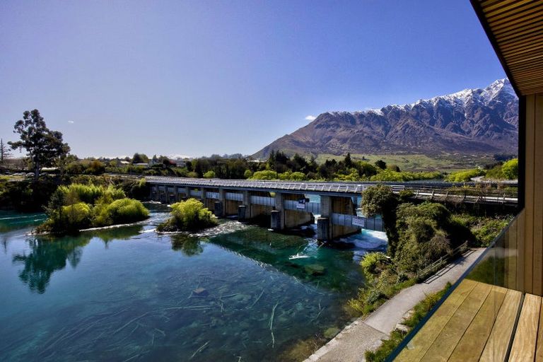 Photo of property in 11 William Rees Place, Kawarau Falls, Queenstown, 9300