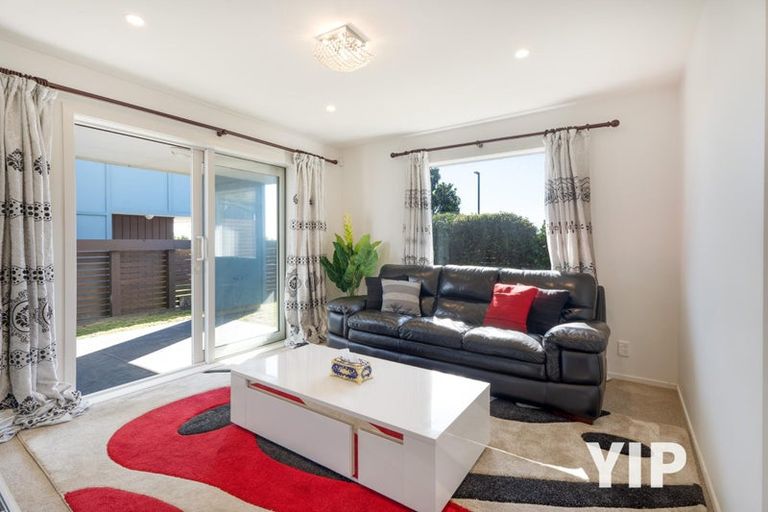 Photo of property in 74 Cedarwood Street, Woodridge, Wellington, 6037