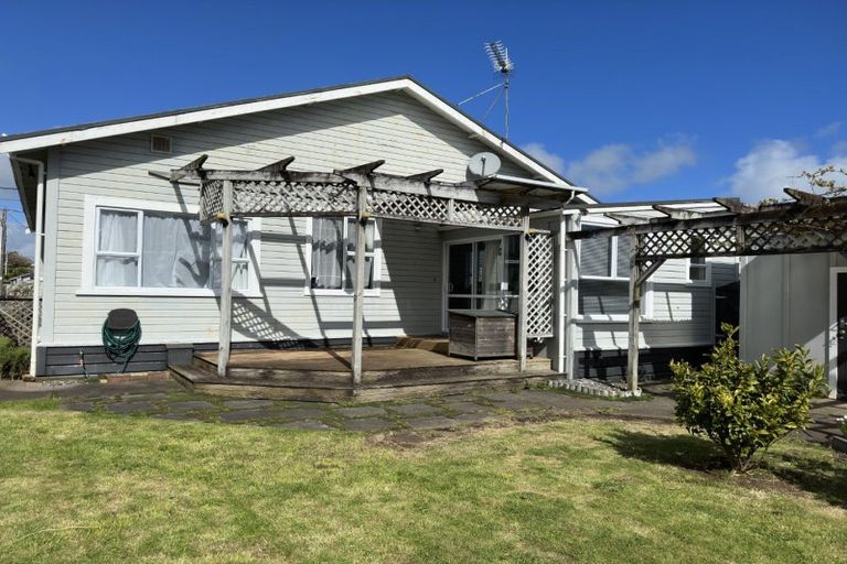 Photo of property in 9 Morrissey Street, Hawera, 4610