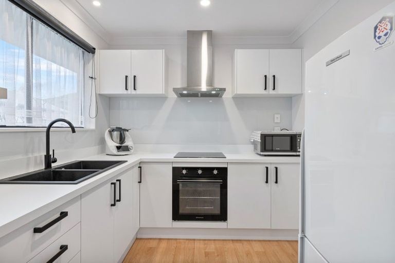 Photo of property in 12 Rutherford Street, Woolston, Christchurch, 8023