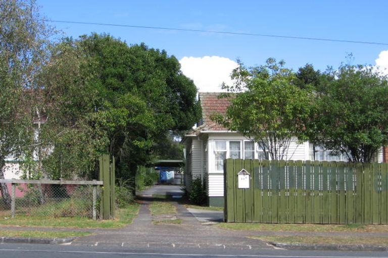 Photo of property in 45 Margan Avenue, New Lynn, Auckland, 0600