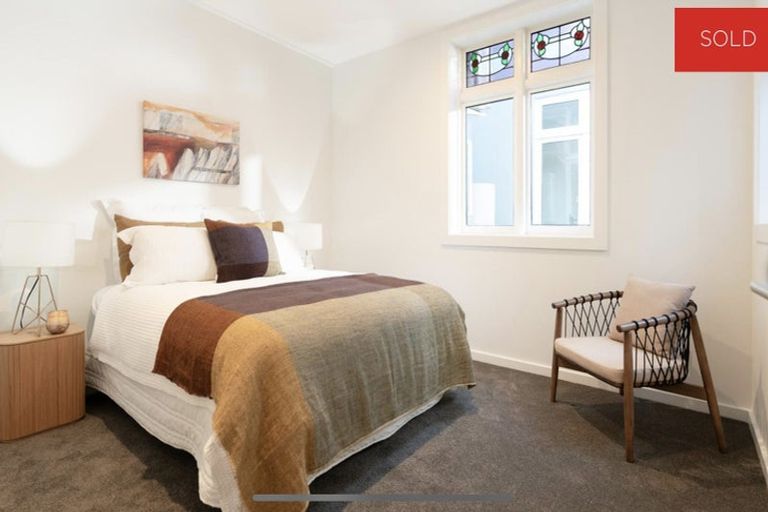 Photo of property in 121d The Parade, Island Bay, Wellington, 6023