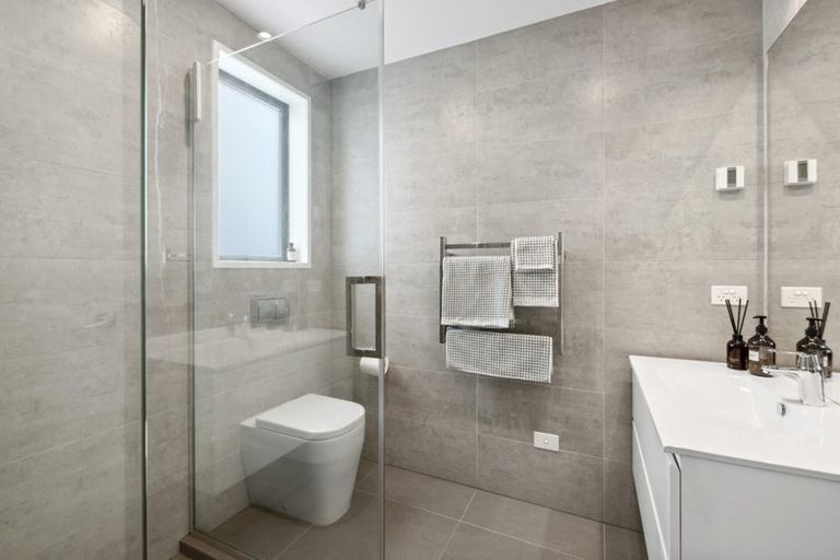 Photo of property in 29a Penzance Road, Mairangi Bay, Auckland, 0630