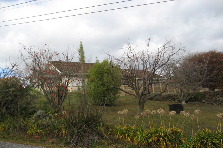 Photo of property in 4 Eely Point Road, Wanaka, 9305