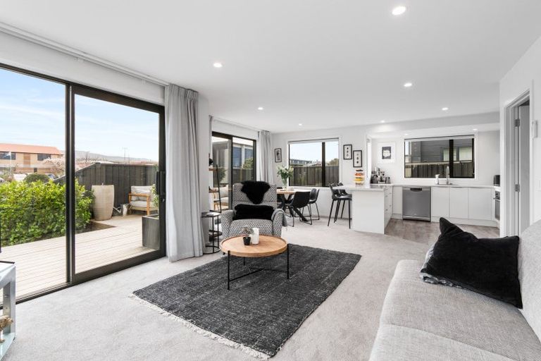 Photo of property in 1a Kings Avenue, South Dunedin, Dunedin, 9012