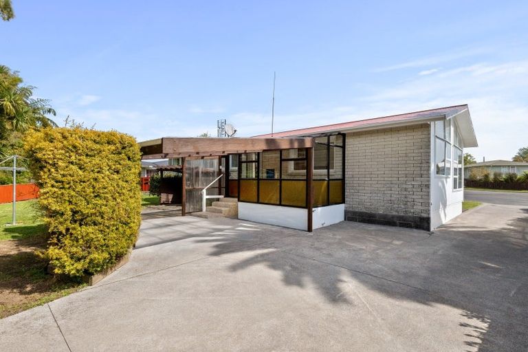 Photo of property in 5 Adrian Street, Stratford, 4332