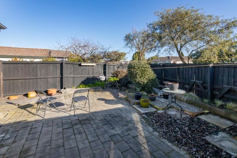 Photo of property in 48 Chipping Lane, Redwood, Christchurch, 8051