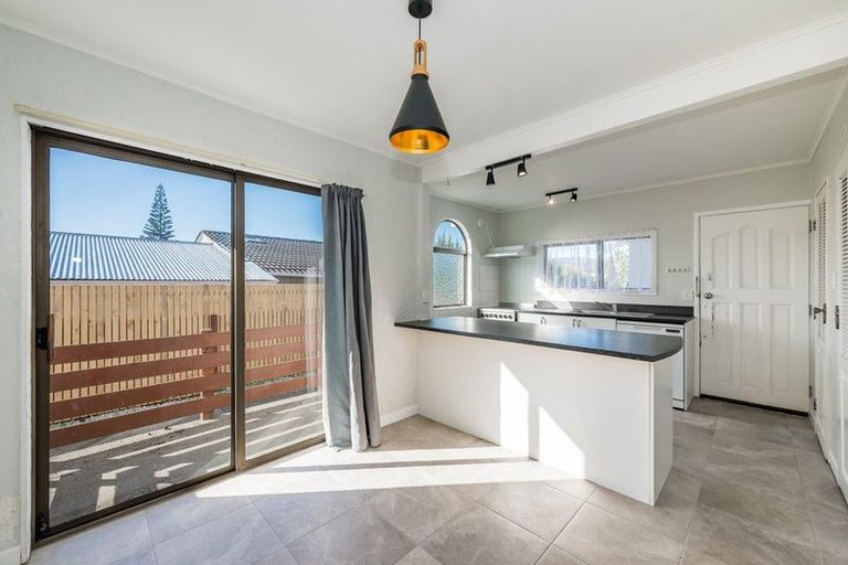 Photo of property in 27b Hollis Road, Paraparaumu Beach, Paraparaumu, 5032