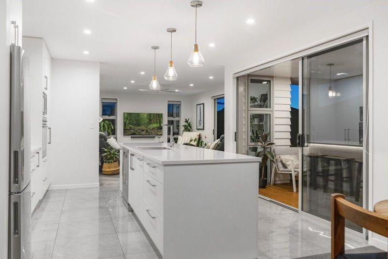 Photo of property in 30 Kuru Place, Papamoa, 3118