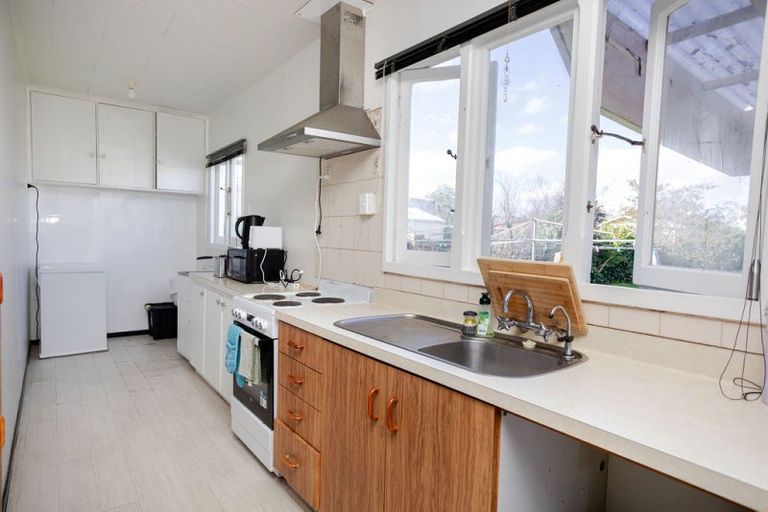 Photo of property in 24 Thyra Street, Dannevirke, 4930