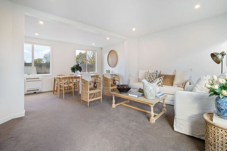 Photo of property in 3/17 Eversleigh Street, St Albans, Christchurch, 8014