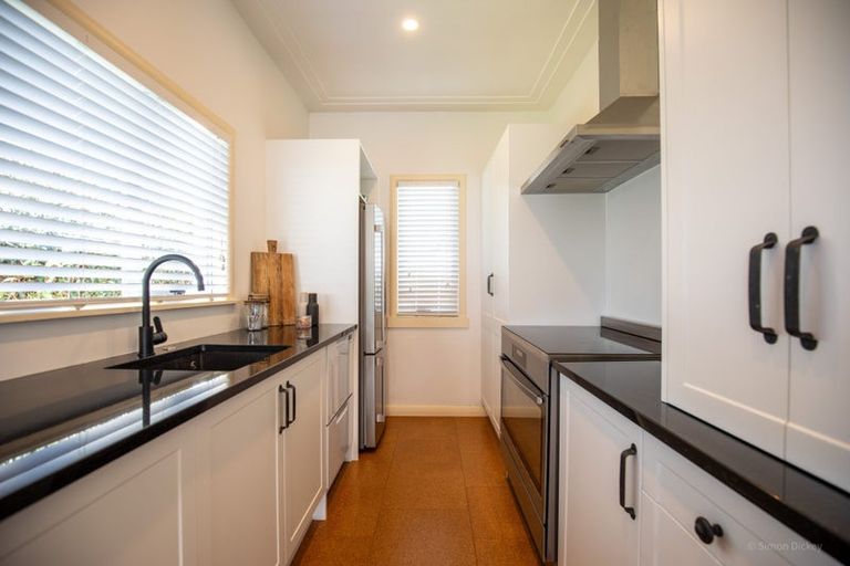 Photo of property in Wallis Street, Raglan, 3225