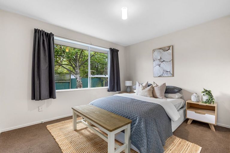 Photo of property in 2/64 Mackworth Street, Woolston, Christchurch, 8062