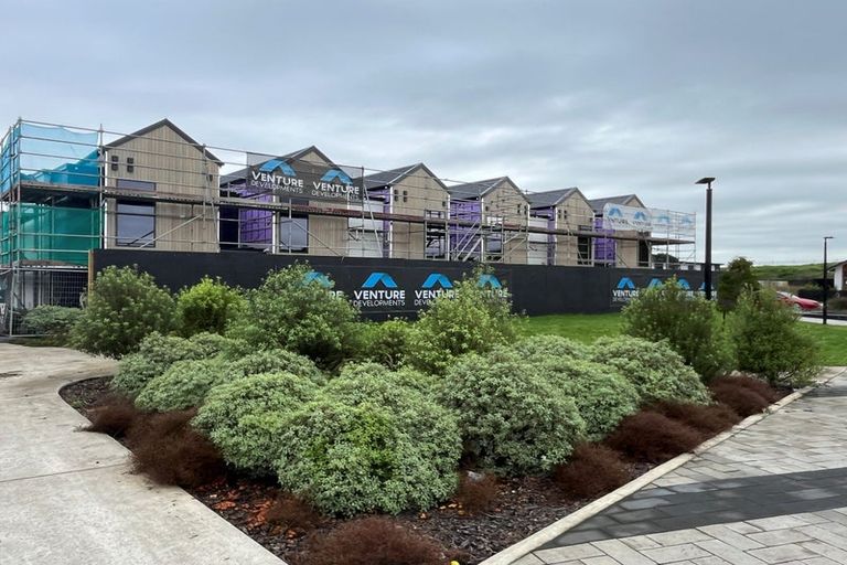 Photo of property in 1 Adzebill Court, Rototuna North, Hamilton, 3210