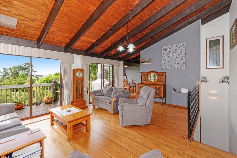 Photo of property in 76 Pleasant Road, Glen Eden, Auckland, 0602