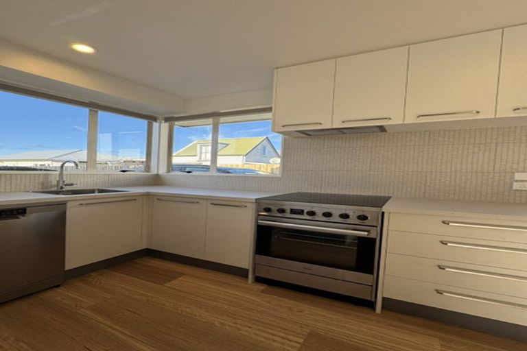 Photo of property in 3/55 Picton Avenue, Riccarton, Christchurch, 8011
