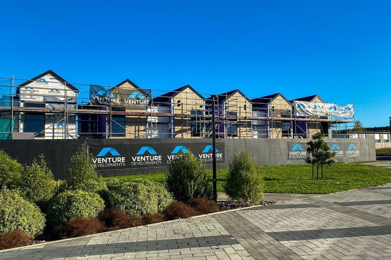 Photo of property in 1 Adzebill Court, Rototuna North, Hamilton, 3210