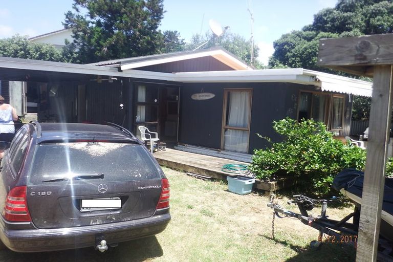 Photo of property in 3d Whiritoa Beach Road, Whiritoa, Whangamata, 3691