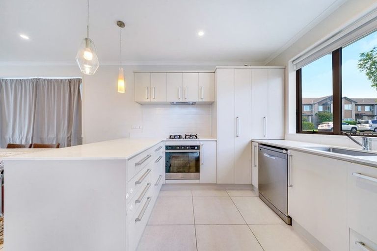 Photo of property in 26 Kamana Road, Flat Bush, Auckland, 2019