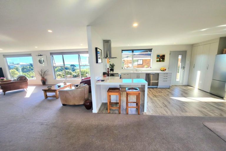 Photo of property in 8 Oakleigh Crescent, Oamaru North, Oamaru, 9400