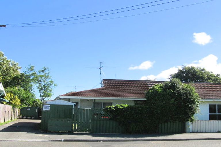 Photo of property in 2/37 Merton Street, Trentham, Upper Hutt, 5018