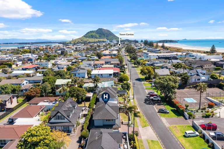 Photo of property in 15 Dungarvon Place, Clendon Park, Auckland, 2103