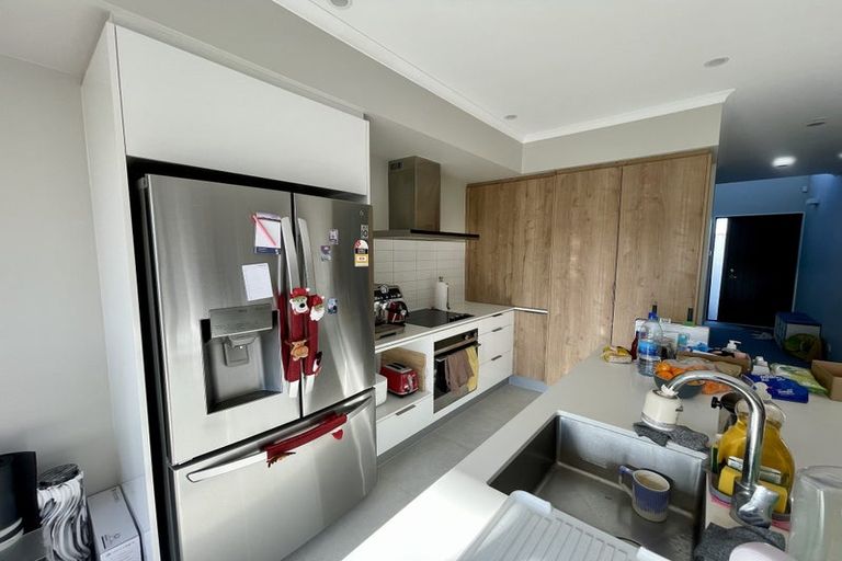 Photo of property in 20 Owen Chapman Drive, Red Beach, 0932