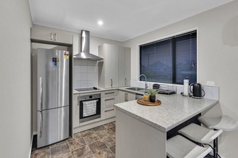 Photo of property in 72 Bower Avenue, New Brighton, Christchurch, 8083