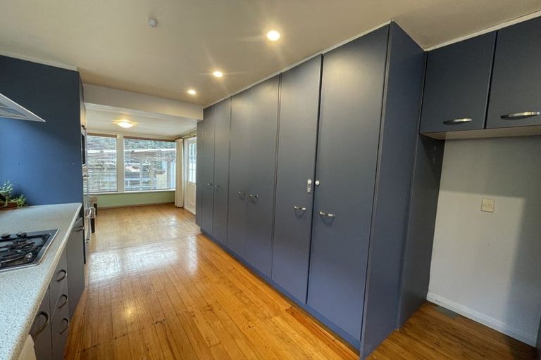 Photo of property in 12 Bristol Street, Island Bay, Wellington, 6023