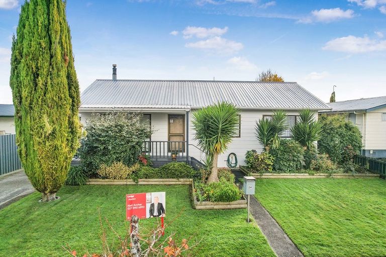 Photo of property in 24 Enfield Street, Nawton, Hamilton, 3200