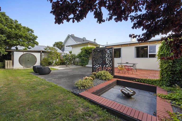 Photo of property in 187 South Road, Hawera, 4610
