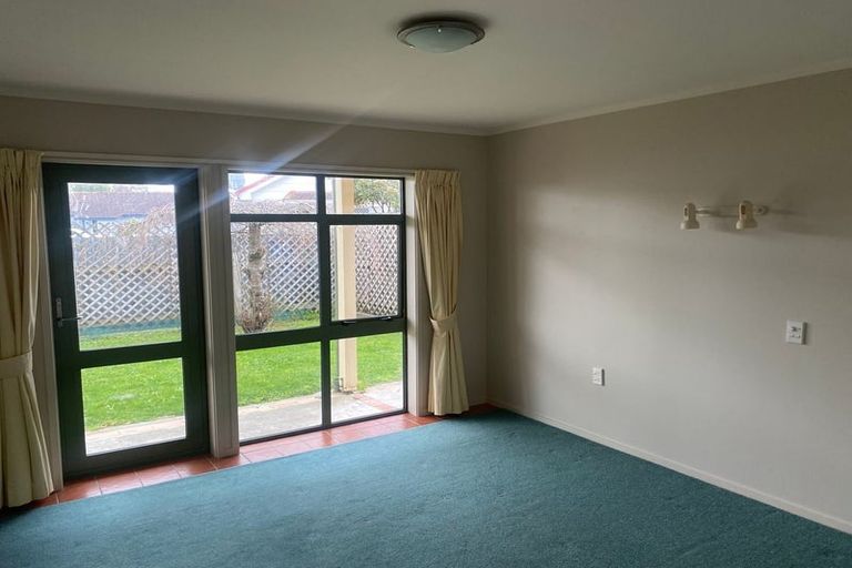 Photo of property in 79 Rangiora Avenue, Roslyn, Palmerston North, 4414