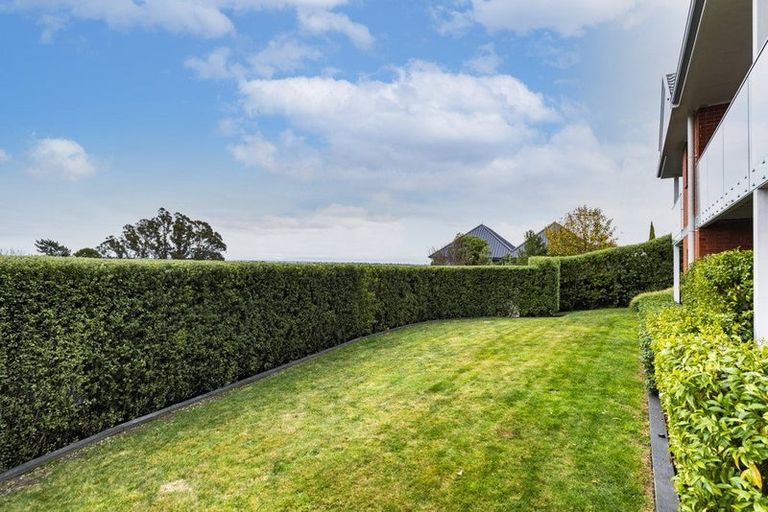 Photo of property in 40 Bengal Drive, Cashmere, Christchurch, 8022