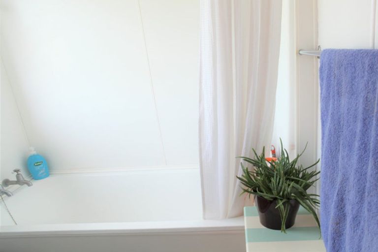 Photo of property in 25a-d Tireti Road, Titahi Bay, Porirua, 5022