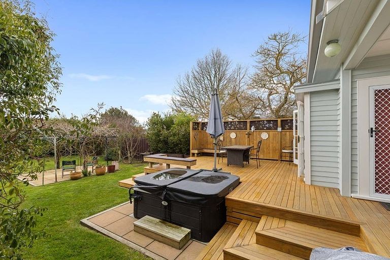 Photo of property in 44 Aroha View Avenue, Te Aroha, 3320