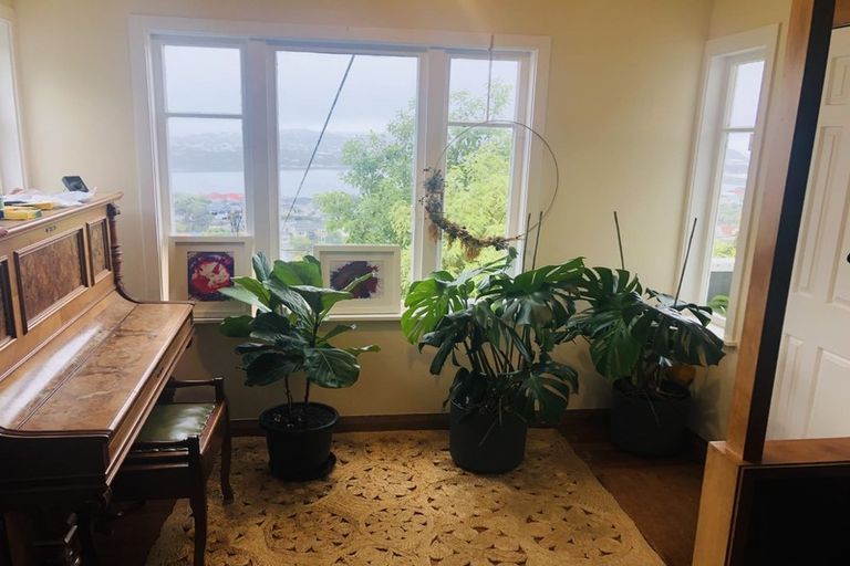 Photo of property in 84 Rakau Road, Hataitai, Wellington, 6021