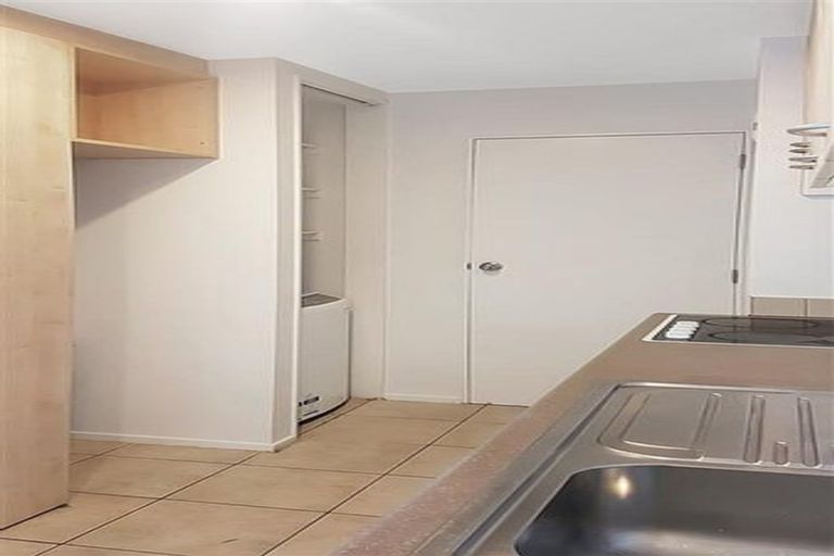 Photo of property in 1e/10 Crown Lynn Place, New Lynn, Auckland, 0600