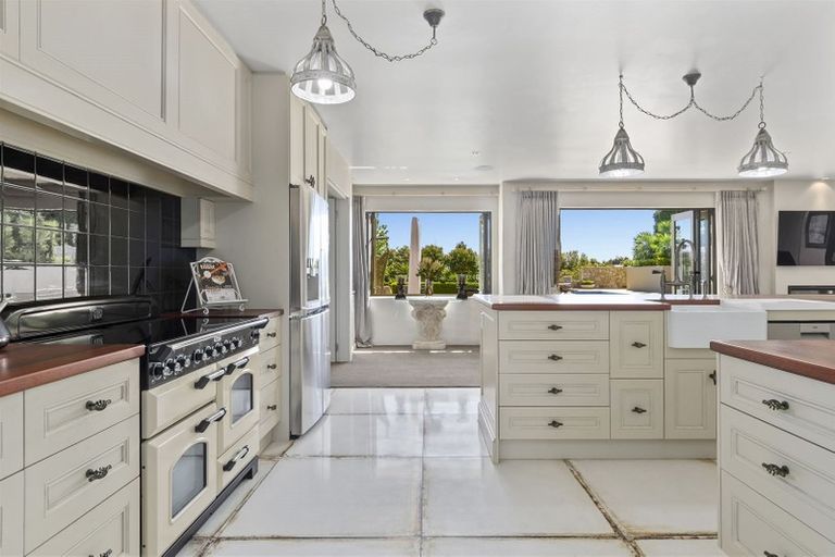 Photo of property in 56d Plummers Point Road, Whakamarama, 3172