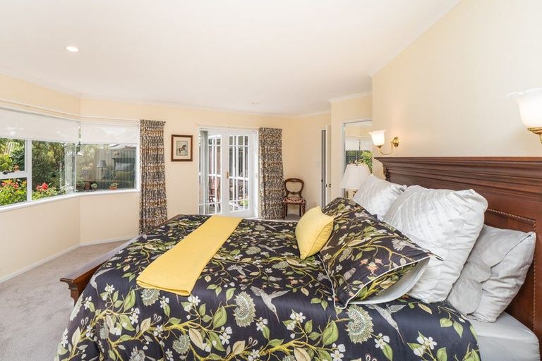 Photo of property in 98 John F Kennedy Drive, Milson, Palmerston North, 4414