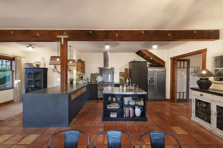 Photo of property in 5 Rangoon Street, Khandallah, Wellington, 6035