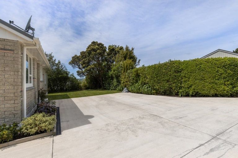 Photo of property in 20 Mahinawa Street, Takapuwahia, Porirua, 5022