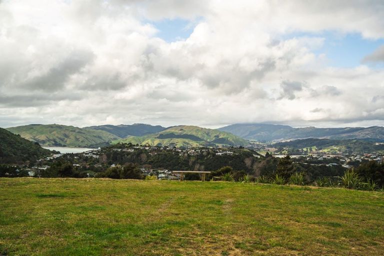 Photo of property in 33 Topsail Way, Whitby, Porirua, 5024