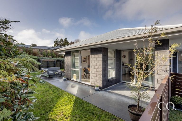 Photo of property in 284 Ballintoy Park Drive, Welcome Bay, Tauranga, 3175