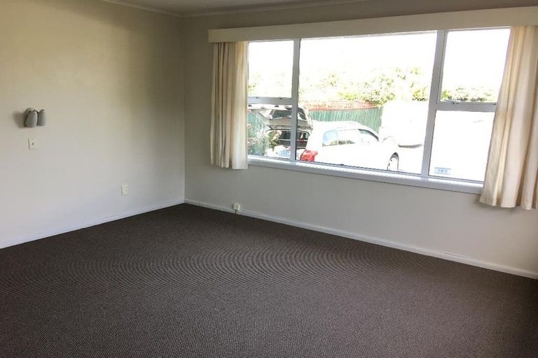 Photo of property in 156 Ilam Road, Ilam, Christchurch, 8041