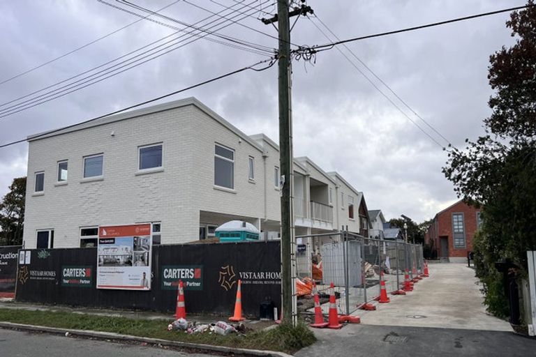 Photo of property in 91 Olliviers Road, Phillipstown, Christchurch, 8011