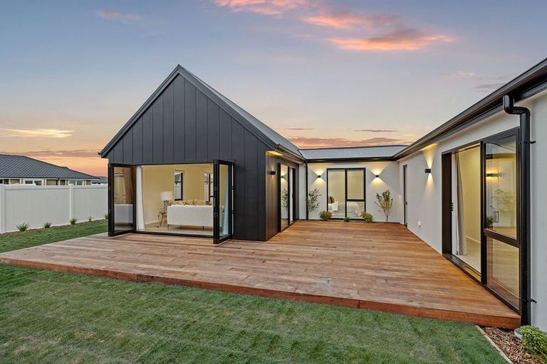 Photo of property in 44 Timara Crescent, Marshland, Christchurch, 8083