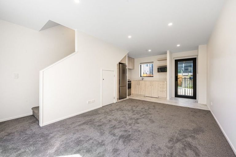 Photo of property in 5/59 Matipo Road, Te Atatu Peninsula, Auckland, 0610