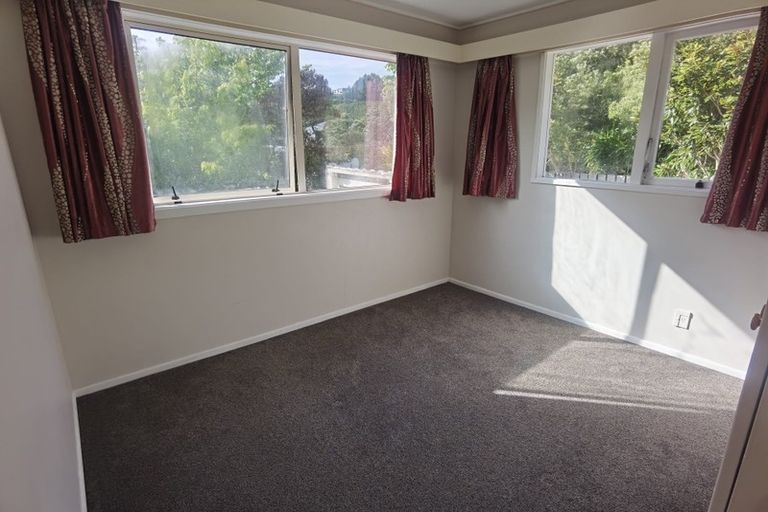 Photo of property in 54 Dominion Park Street, Johnsonville, Wellington, 6037