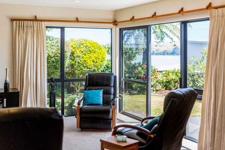 Photo of property in 20 The Masthead, Whitby, Porirua, 5024