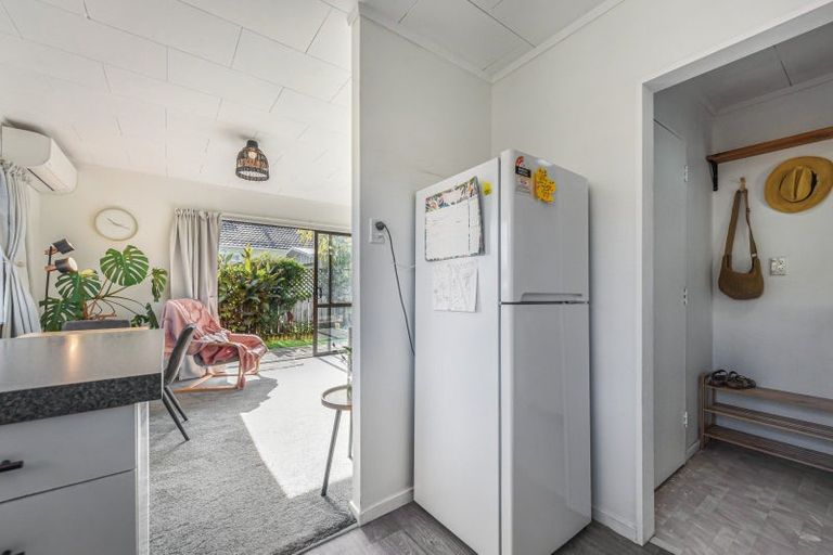 Photo of property in 2/42a Songer Street, Stoke, Nelson, 7011